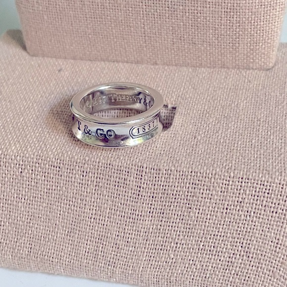 ❗️SOLD❗️Tiffany & Co. 1837 band - Picture 3 of 3
